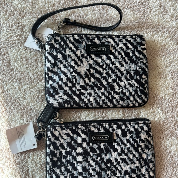 Coach Wristlet Wallets - Picture 1 of 2